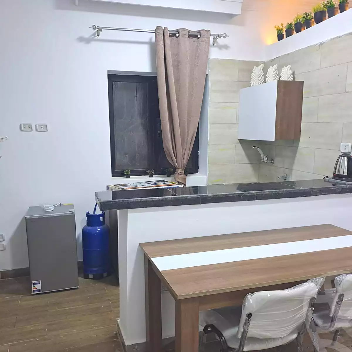 https://aqarmap.com.eg/ar/listing/7043239-for-rent-cairo-new-cairo-ganob-el-akadamiya-south-academy-g-lotfy-hassona-st