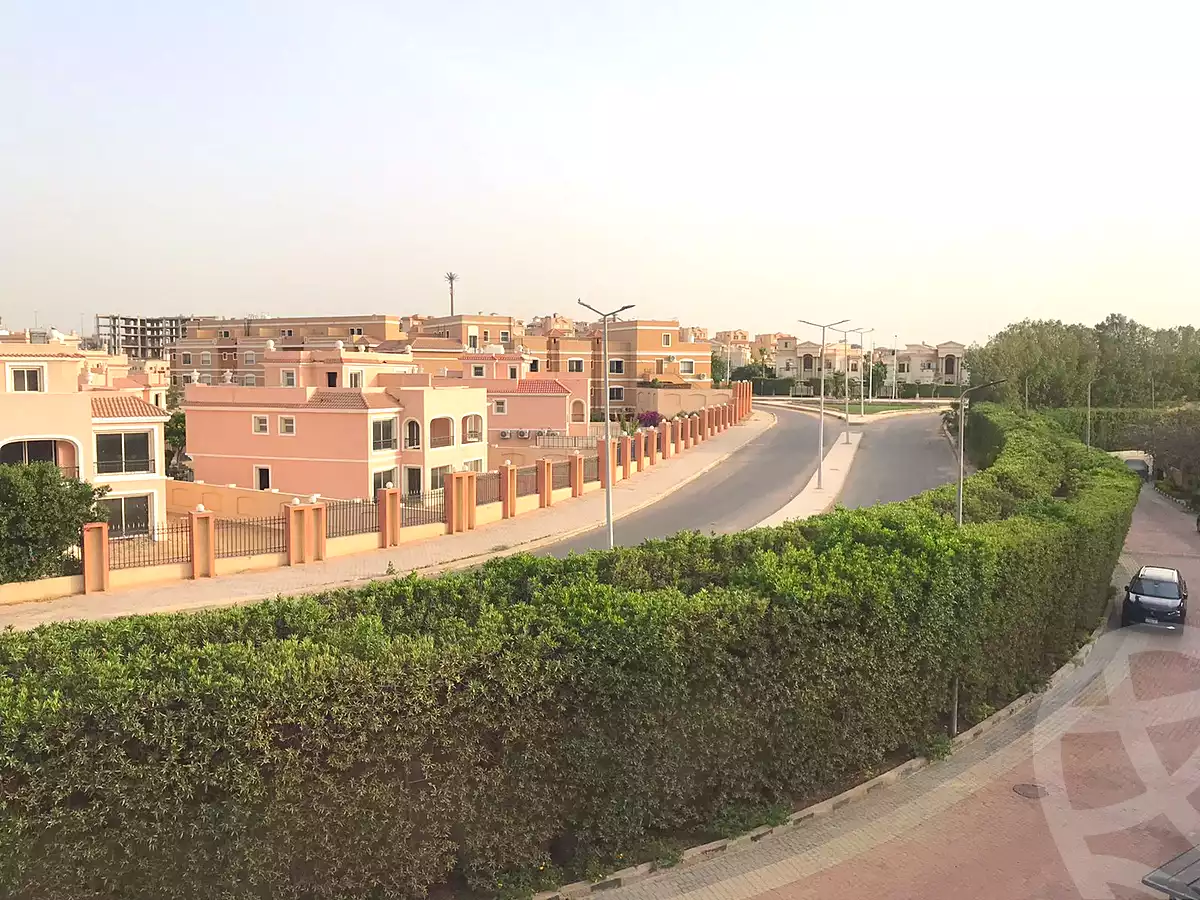 فيلا بـ٥ غرف نوم في Maxim Residence، صورة ٢ من ٣