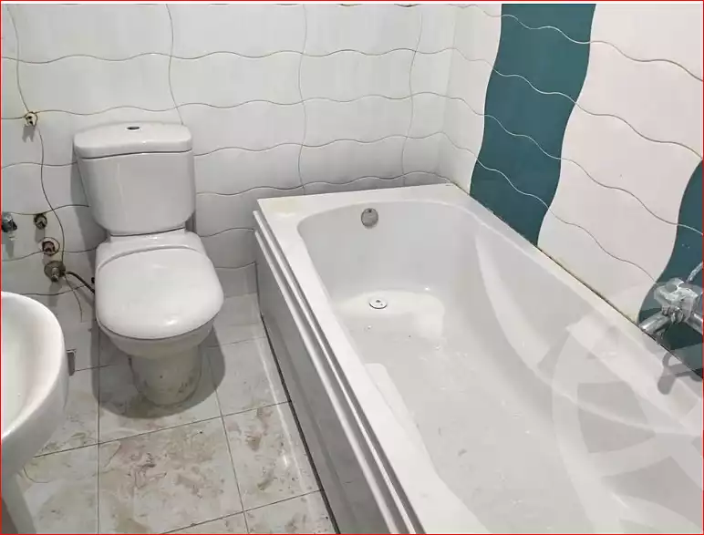 https://aqarmap.com.eg/ar/listing/7043531-for-sale-cairo-helwan-helwan-el-sharkeya-ismael-kamel-st