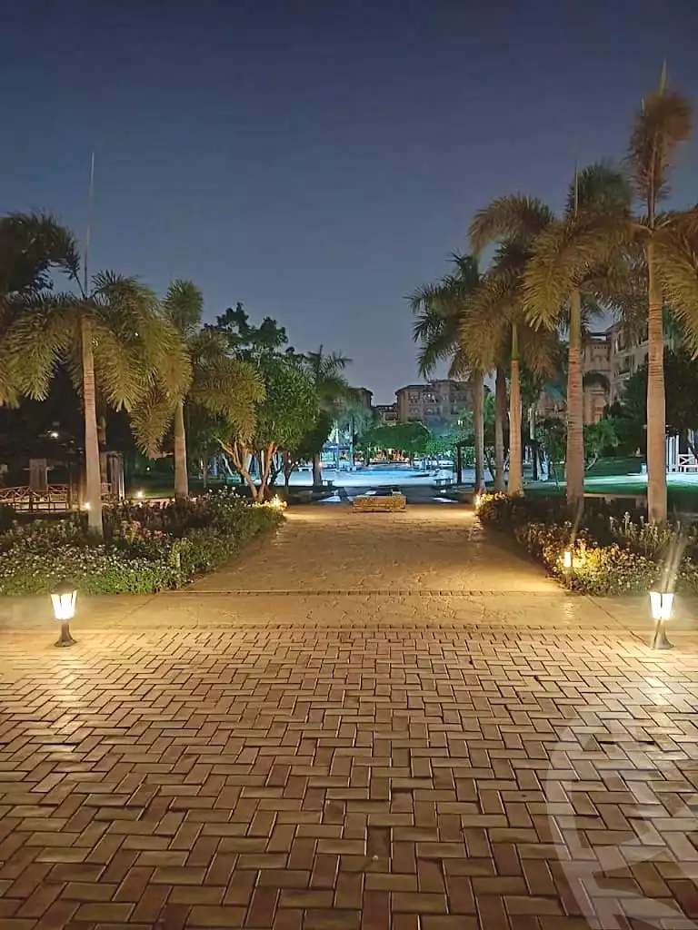 https://aqarmap.com.eg/ar/listing/7043619-for-sale-cairo-new-cairo-compounds-hayati-residence