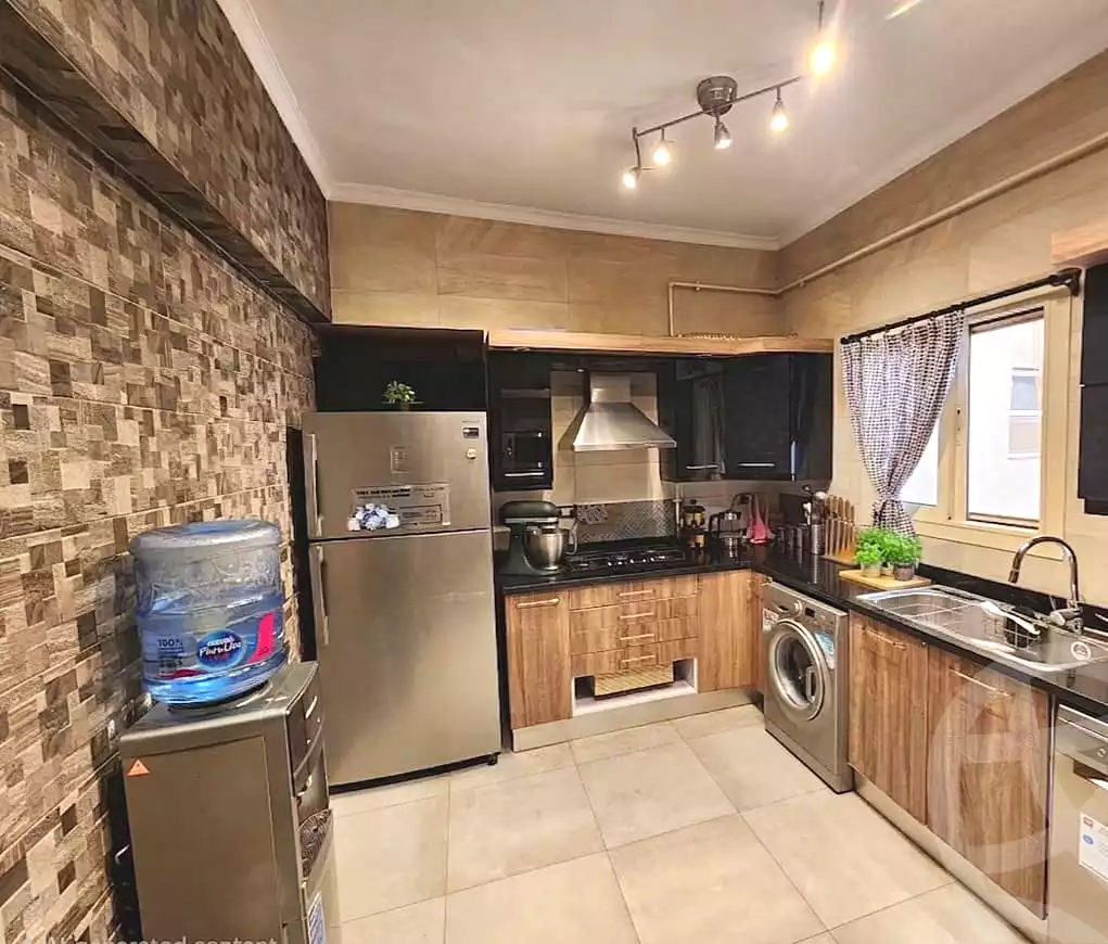 https://aqarmap.com.eg/ar/listing/7043619-for-sale-cairo-new-cairo-compounds-hayati-residence