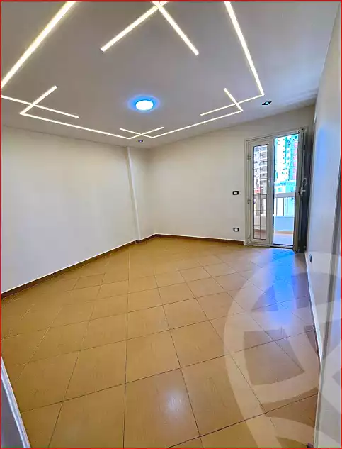 https://aqarmap.com.eg/ar/listing/7043746-for-sale-alexandria-miami-el-gaish-rd-st