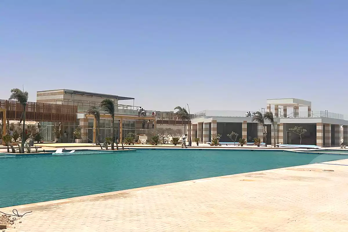 https://aqarmap.com.eg/ar/listing/7043756-for-sale-north-coast-resorts-seashore-resort-hyde-park