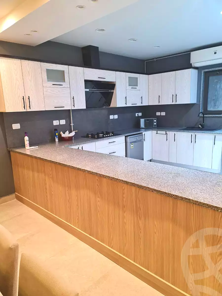 https://aqarmap.com.eg/en/listing/7043729-for-sale-cairo-new-cairo-compounds-lakeview-residence