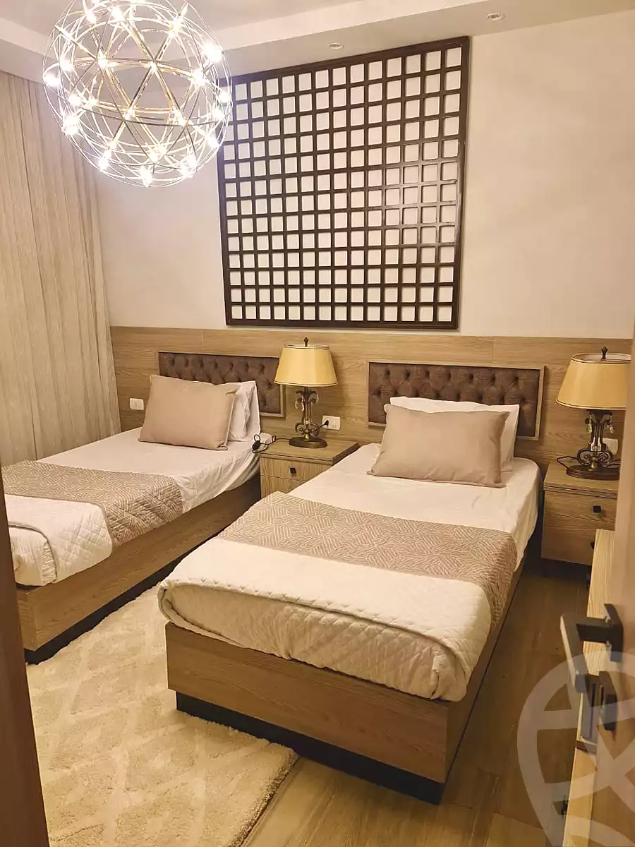 https://aqarmap.com.eg/en/listing/7043729-for-sale-cairo-new-cairo-compounds-lakeview-residence
