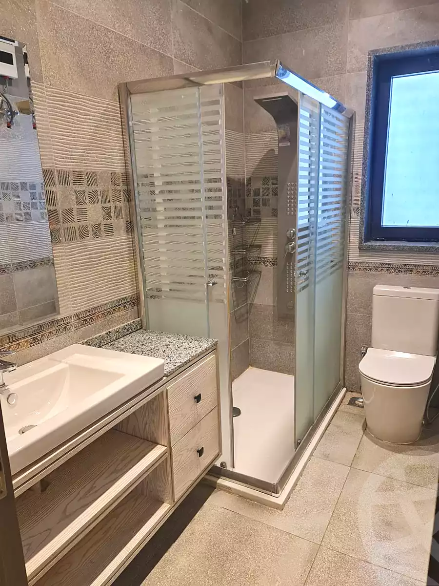 https://aqarmap.com.eg/en/listing/7043729-for-sale-cairo-new-cairo-compounds-lakeview-residence