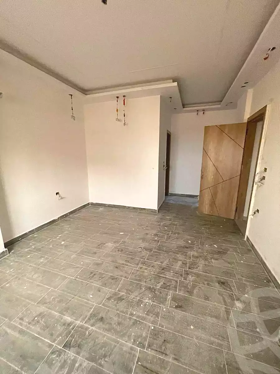 https://aqarmap.com.eg/ar/listing/7043815-for-sale-cairo-el-shorouk-lhy-lwl-shrq-neighborhood-1