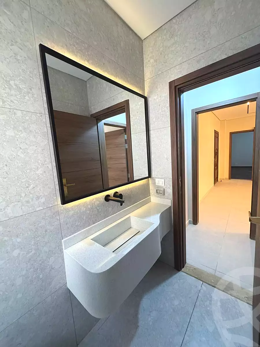https://aqarmap.com.eg/ar/listing/7043975-for-rent-cairo-new-cairo-first-settlement-mhwr-mstfy-kml