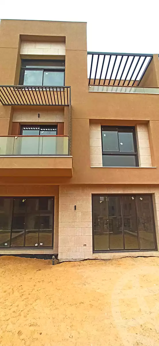 https://aqarmap.com.eg/ar/listing/7043985-for-sale-cairo-new-cairo-compounds-district-5-the-plateau-district-5