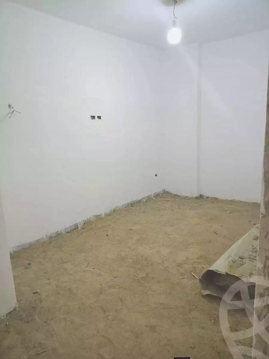 https://aqarmap.com.eg/ar/listing/7044528-for-sale-cairo-helwan-hadayek-helwan-el-eshrein-st