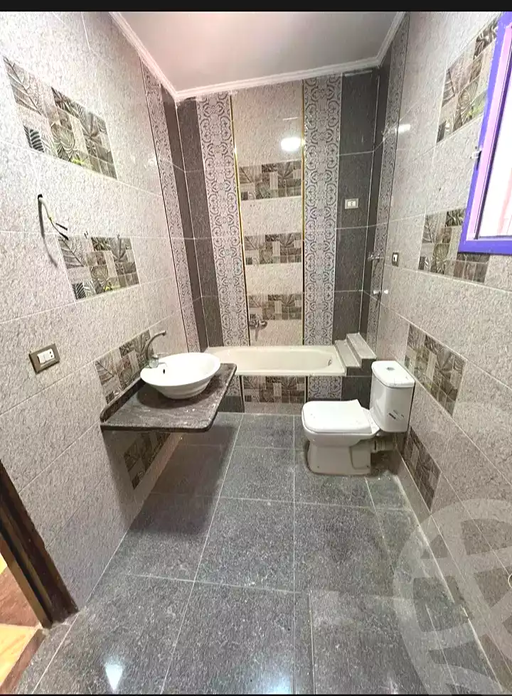 https://aqarmap.com.eg/en/listing/7044742-for-sale-alexandria-lsywf-abd-el-fattah-el-shashaei-st
