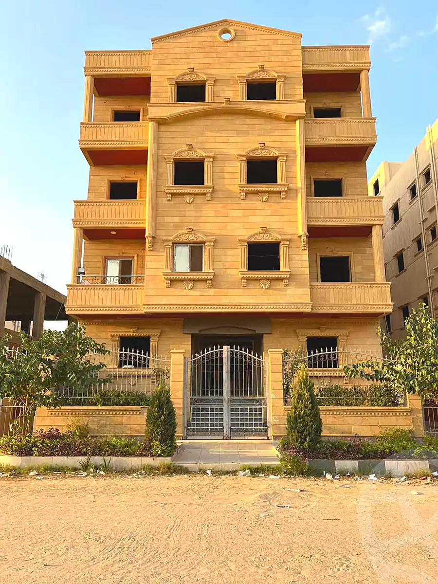 https://aqarmap.com.eg/en/listing/7045091-for-sale-cairo-badr-city-hai-el-ashgar-featured-neighborhood-bait-el-watan