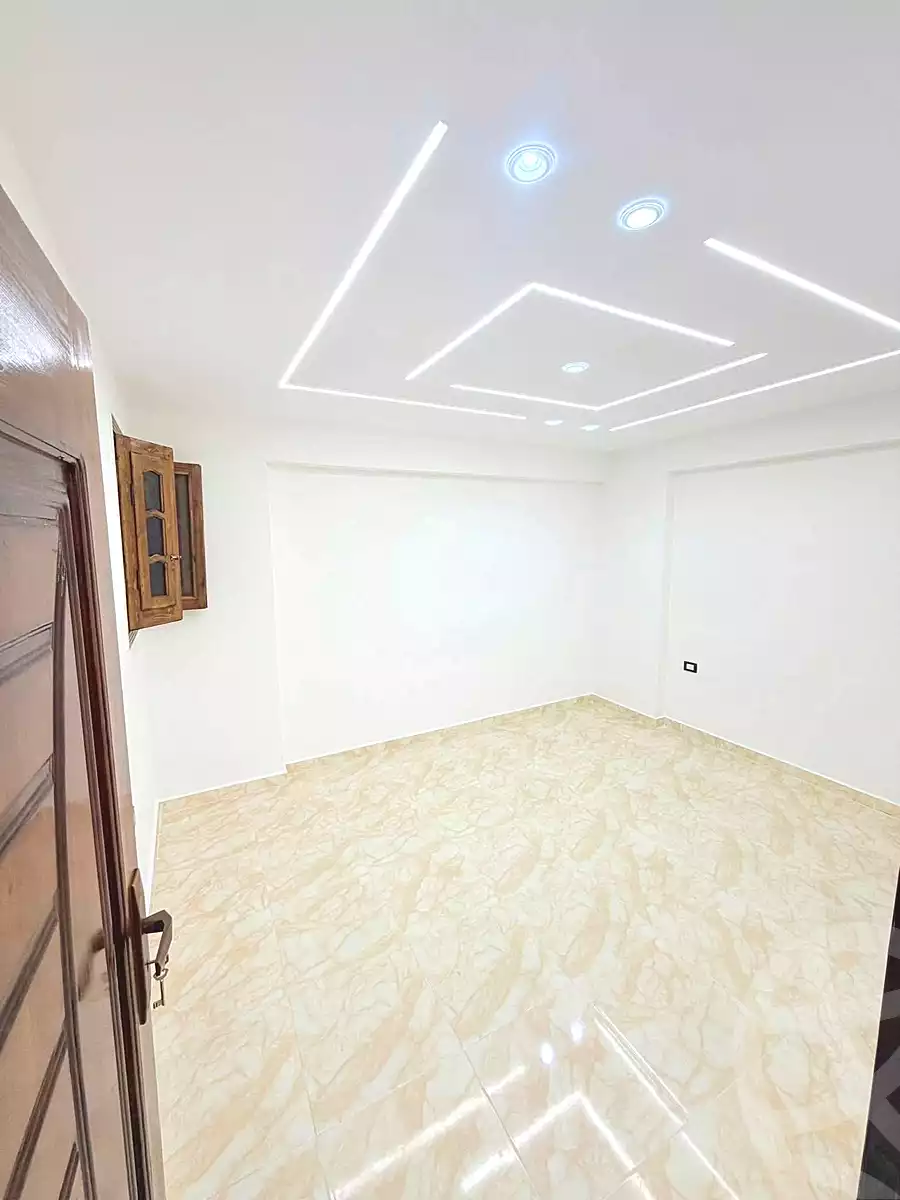 https://aqarmap.com.eg/ar/listing/7045189-for-sale-alexandria-lsywf-el-falki