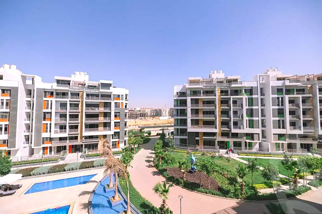 https://aqarmap.com.eg/en/listing/7045070-for-sale-cairo-new-cairo-compounds-dh-ykwn-ryzdns-styl-hwm
