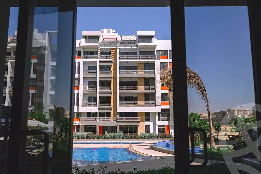 https://aqarmap.com.eg/en/listing/7045070-for-sale-cairo-new-cairo-compounds-dh-ykwn-ryzdns-styl-hwm
