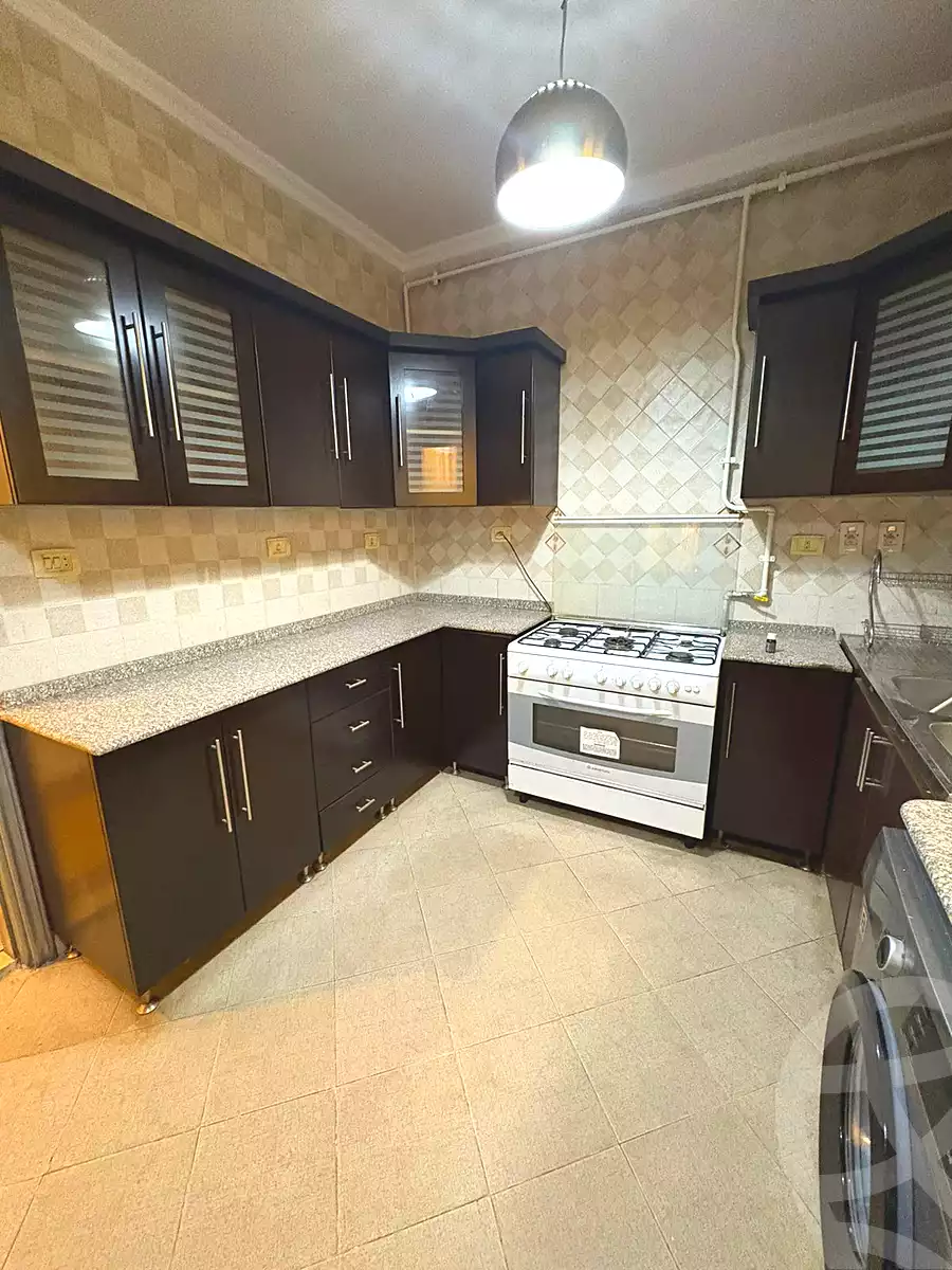 https://aqarmap.com.eg/ar/listing/7045427-for-rent-cairo-new-cairo-el-ahyaa-fourth-neighborhood-street-1