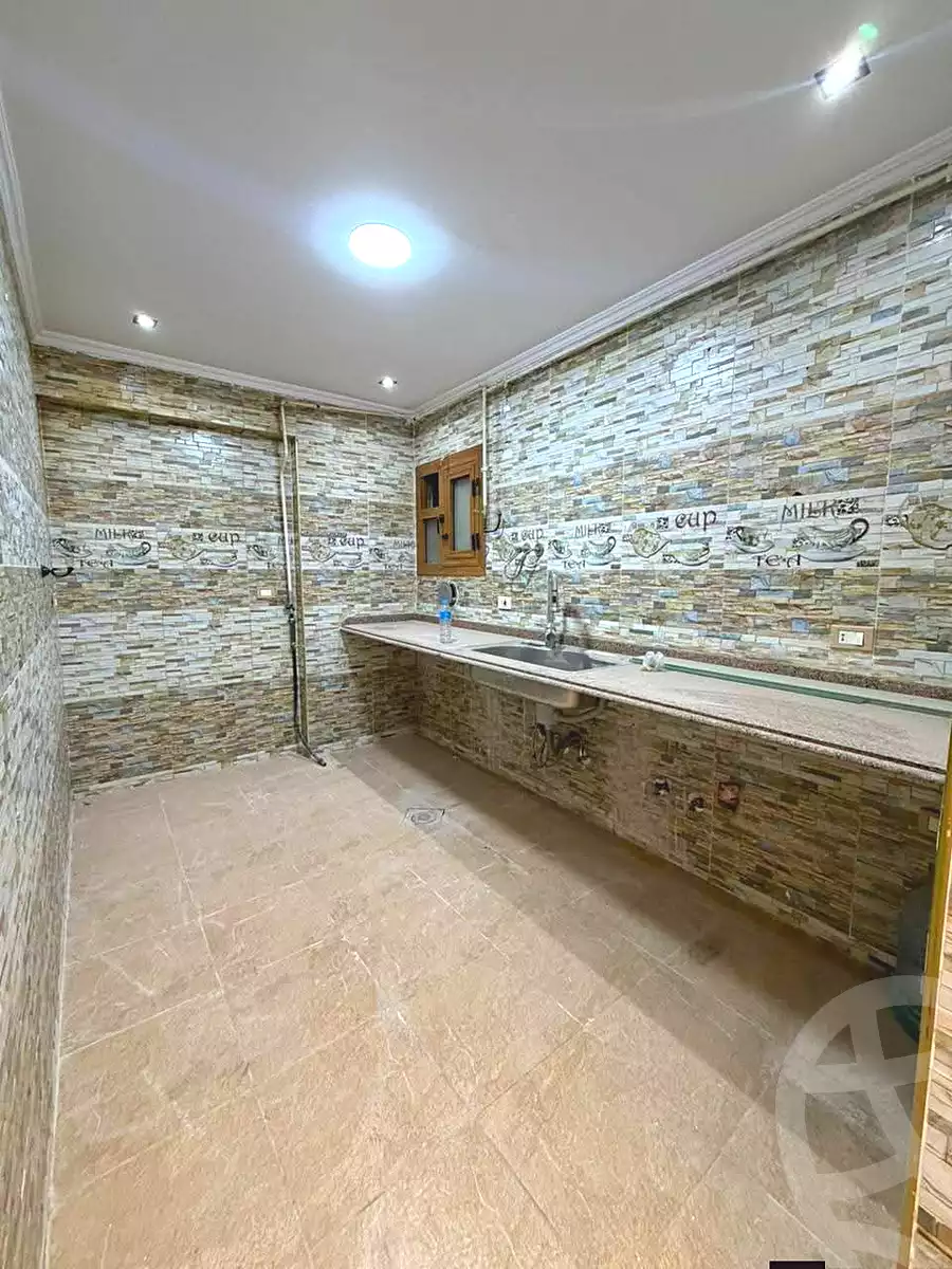 https://aqarmap.com.eg/ar/listing/7045795-for-sale-alexandria-al-agamy-lbytsh-el-reyad-st