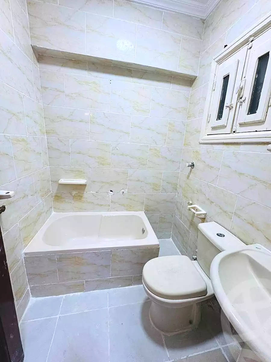 https://aqarmap.com.eg/ar/listing/7045808-for-sale-alexandria-al-agamy-shataa-el-nakheel