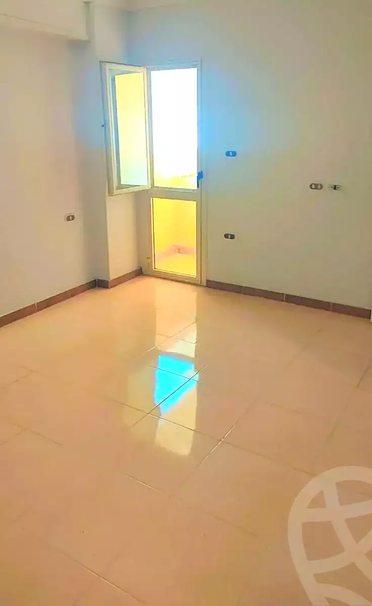 https://aqarmap.com.eg/ar/listing/7046448-for-sale-alexandria-al-agamy-lbytsh-mohamed-el-fardi-st
