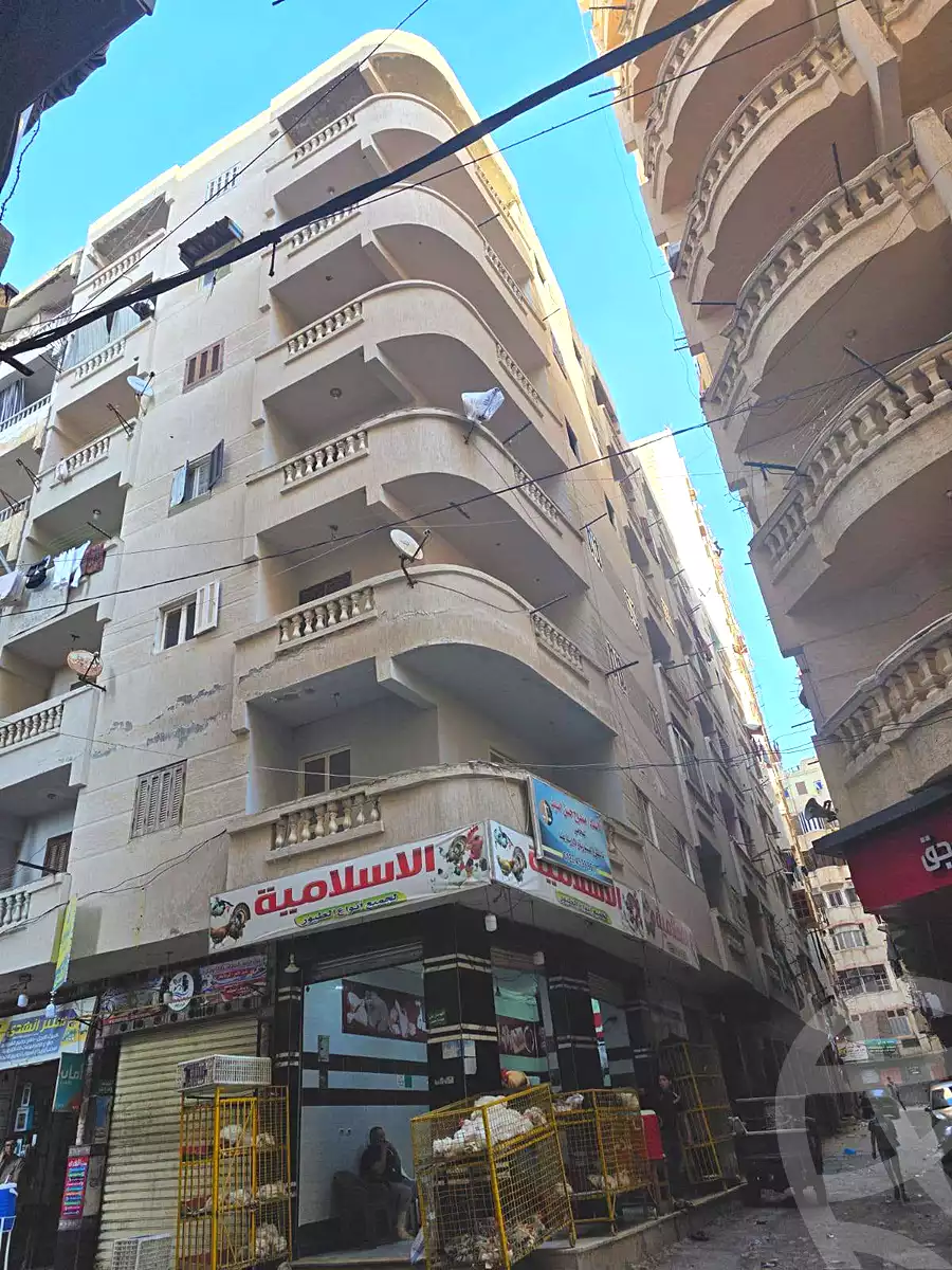https://aqarmap.com.eg/ar/listing/7046458-for-sale-alexandria-al-agamy-el-hanouvel