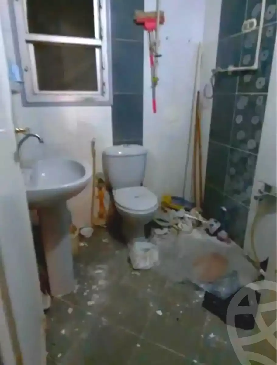 https://aqarmap.com.eg/en/listing/7046918-for-sale-alexandria-ganaklis-shr-mrtdy-bsh