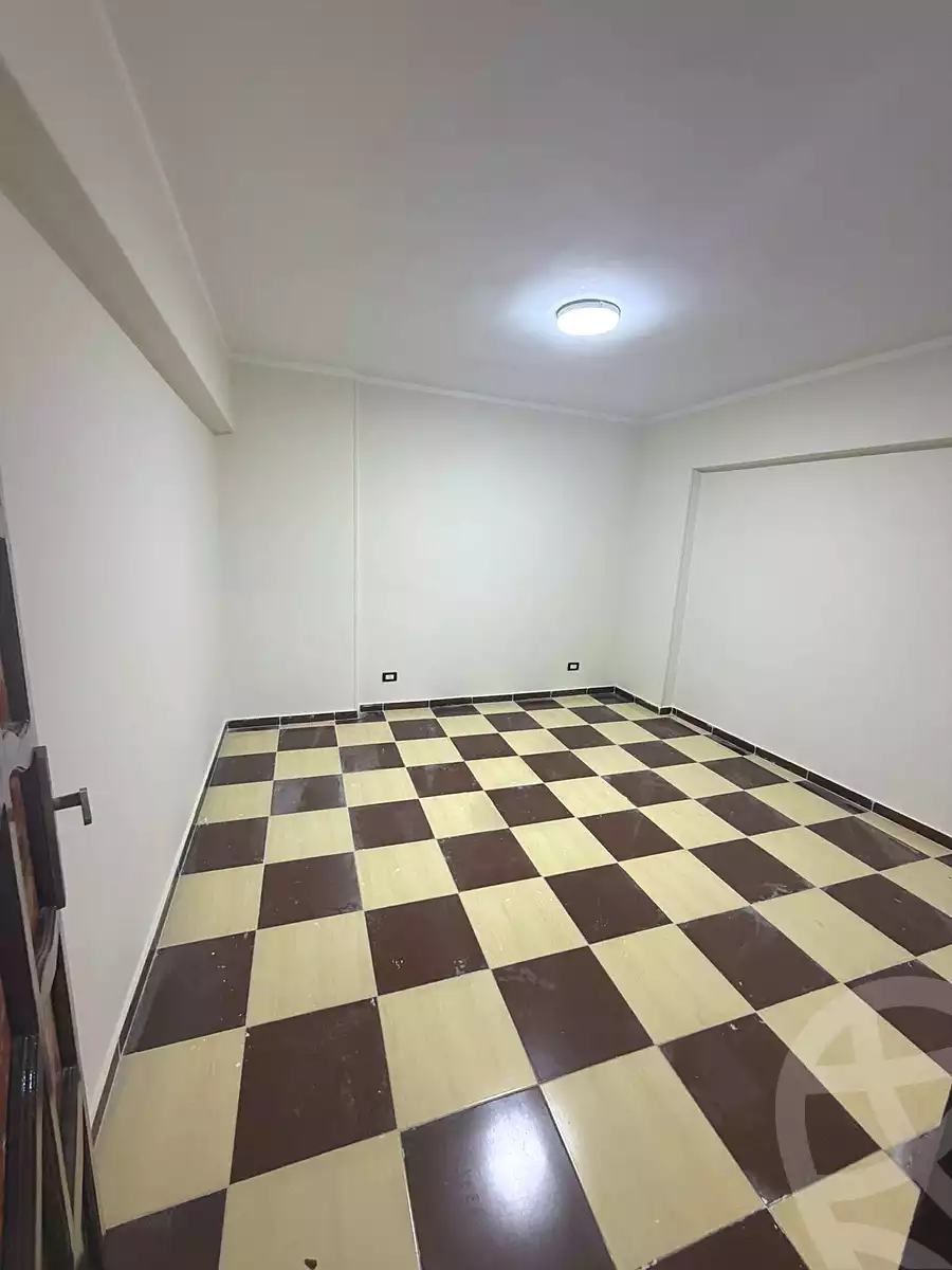 https://aqarmap.com.eg/en/listing/7047058-for-sale-alexandria-lsywf-el-falki
