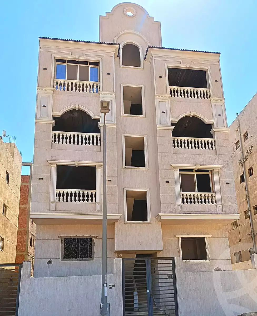 https://aqarmap.com.eg/en/listing/7047149-for-sale-cairo-badr-city-hai-el-ashgar-featured-neighborhood-bait-el-watan