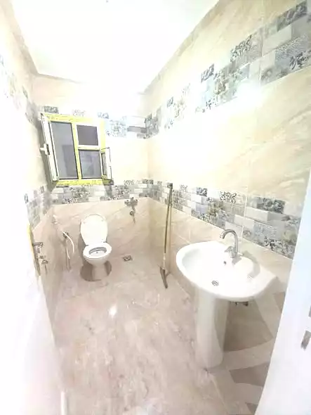 https://aqarmap.com.eg/en/listing/7047260-for-sale-alexandria-sydy-bshr-sydy-bshr-bhry-shr-mhmwd-l-yswy