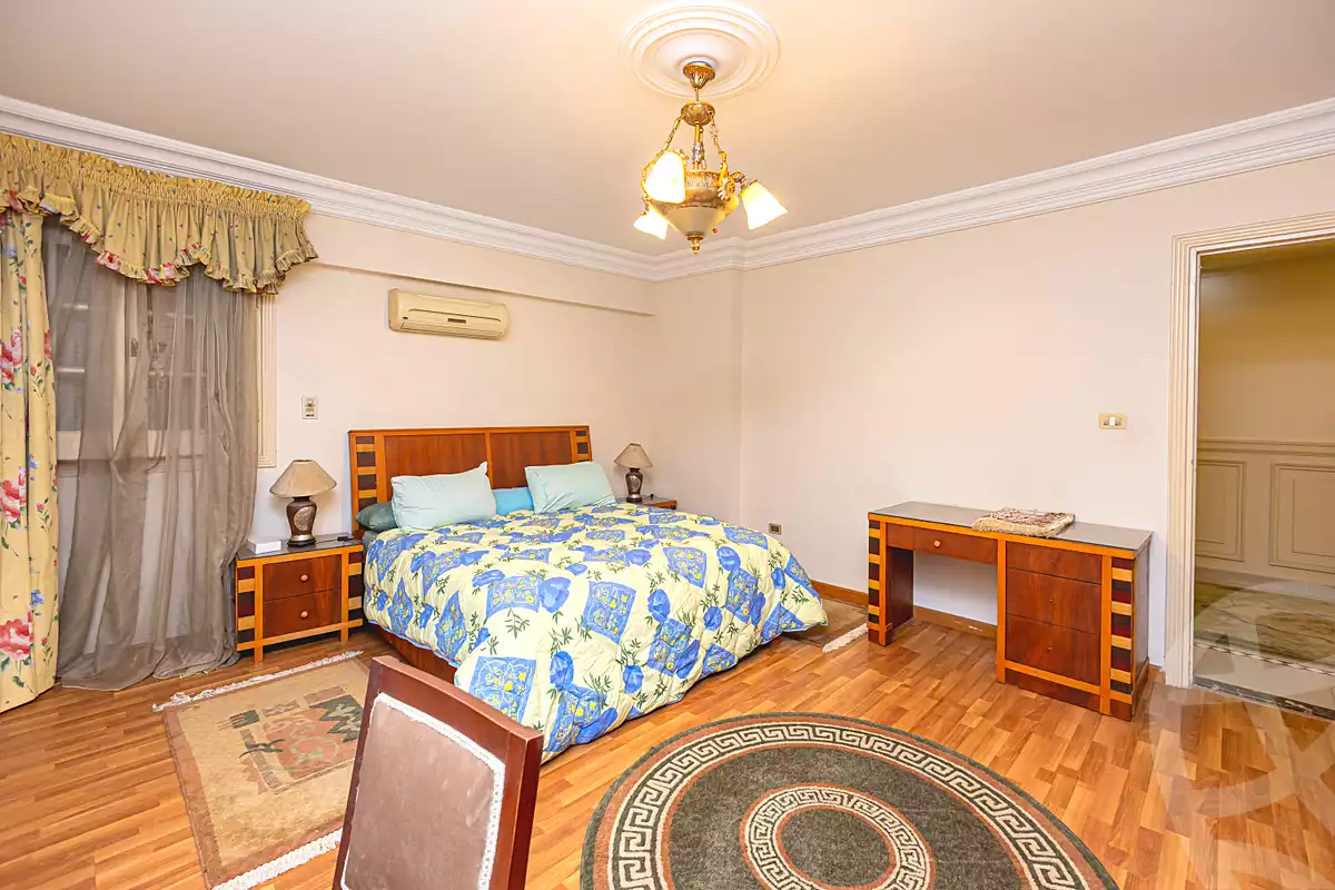 https://aqarmap.com.eg/ar/listing/7047344-for-sale-alexandria-san-stefano-abd-el-salam-aref-st