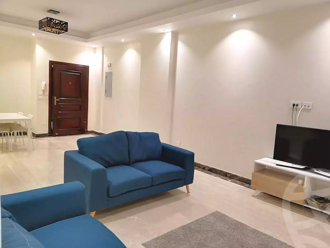 https://aqarmap.com.eg/ar/listing/7047511-for-rent-cairo-new-cairo-compounds-byrl-d-rw