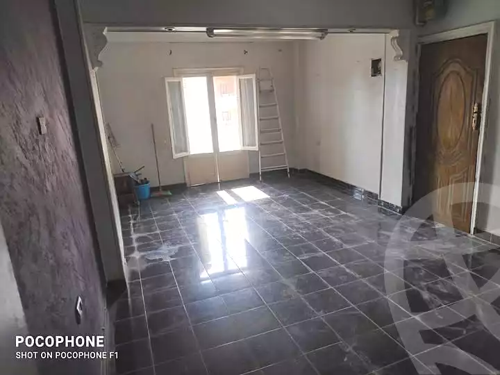 https://aqarmap.com.eg/ar/listing/7047532-for-sale-cairo-helwan-mahmoud-khater-st
