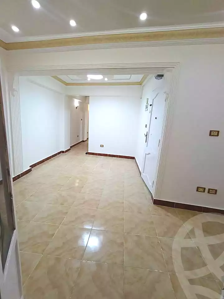 https://aqarmap.com.eg/ar/listing/7047766-for-sale-alexandria-lsywf-el-seyouf-qebly-el-salam-st