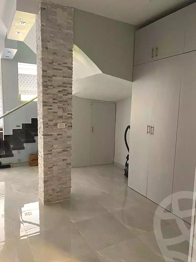 تاون هاوس بـ٤ غرف نوم في رويال ميدوز الشيخ زايد، صورة ٩ من ١٤