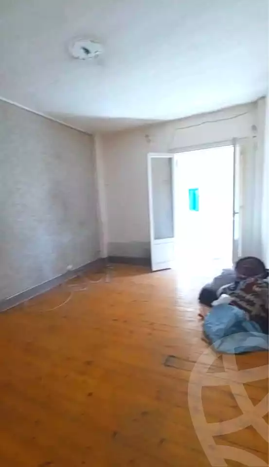 https://aqarmap.com.eg/ar/listing/7047977-for-sale-alexandria-ganaklis