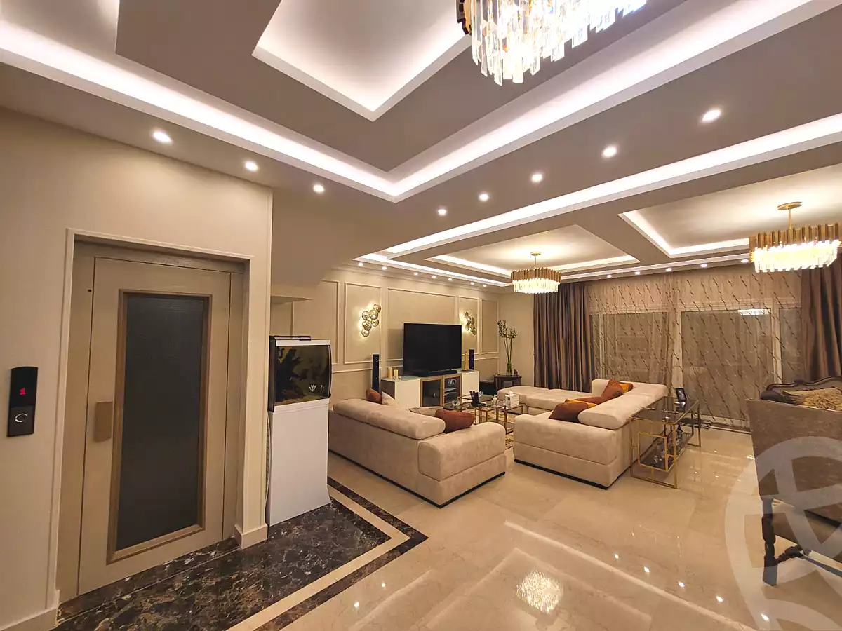 4 BR Twinhouse in Continental Residence, photo 3 of 36