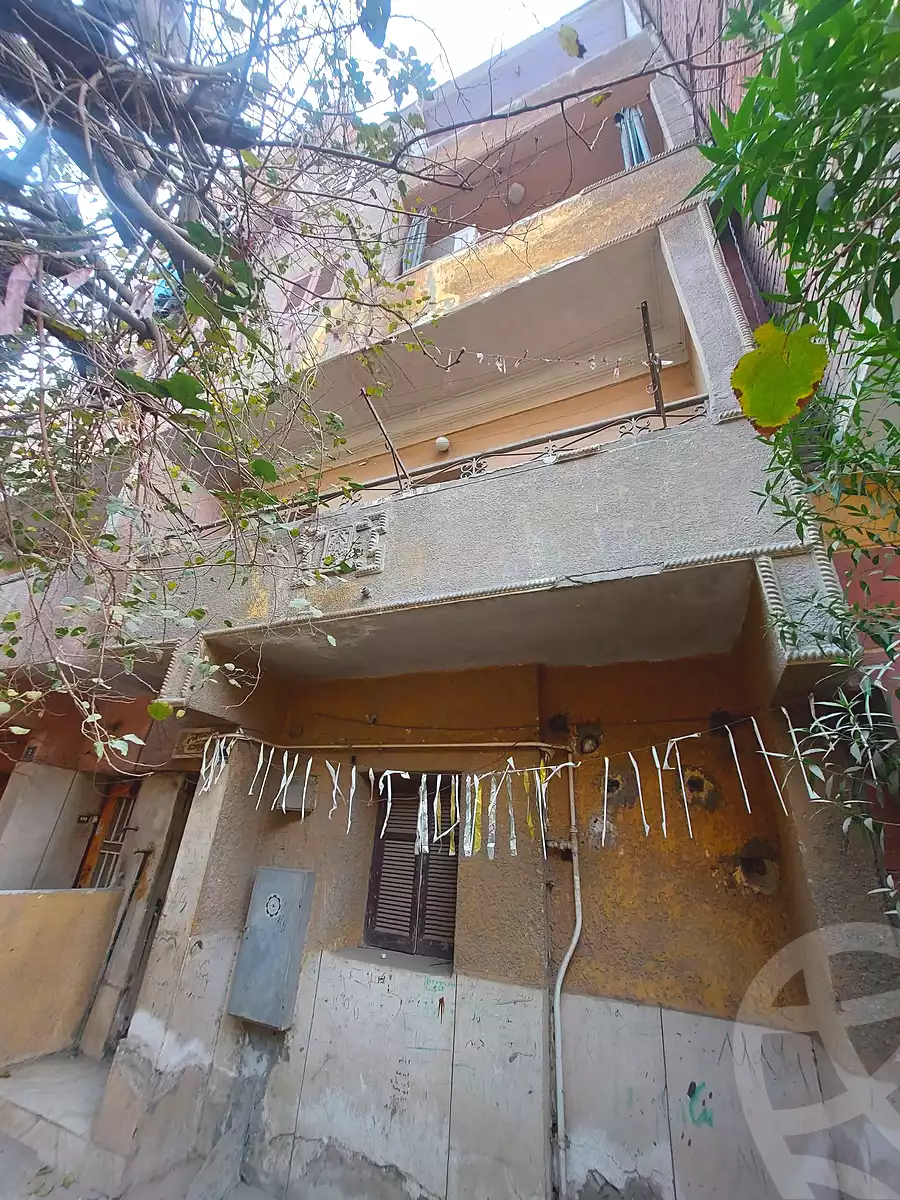 https://aqarmap.com.eg/ar/listing/7048269-for-sale-cairo-helwan-el-shareaa-el-sharby-st
