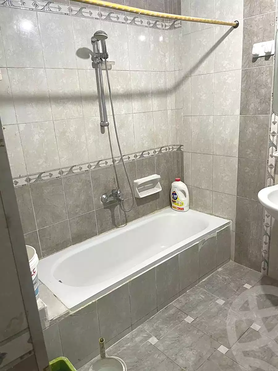 https://aqarmap.com.eg/ar/listing/7048399-for-rent-cairo-helwan-el-ezba-el-qebliah-ragheb-st
