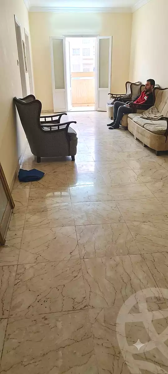 https://aqarmap.com.eg/ar/listing/7049237-for-sale-alexandria-al-agamy-el-hanouvel