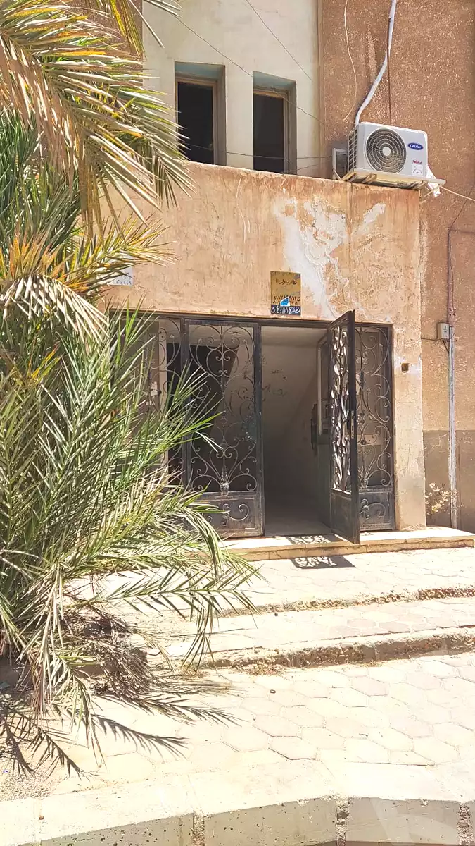 https://aqarmap.com.eg/ar/listing/7049157-for-sale-cairo-6th-of-october-el-ahyaa-neighborhood-11th