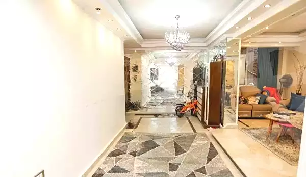 https://aqarmap.com.eg/ar/listing/7049712-for-sale-alexandria-lauran-shr-bw-qyr-tryq-lhry