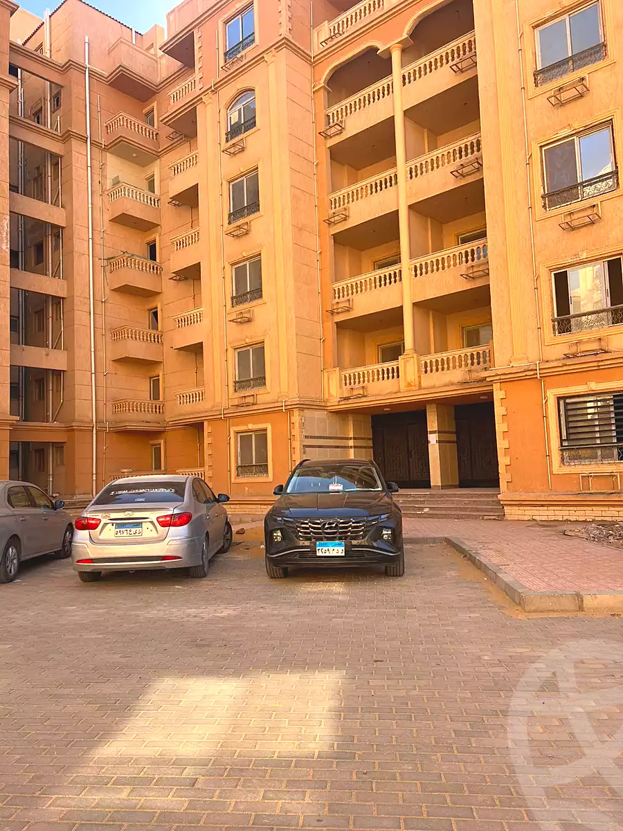 https://aqarmap.com.eg/ar/listing/7049748-for-sale-cairo-new-cairo-compounds