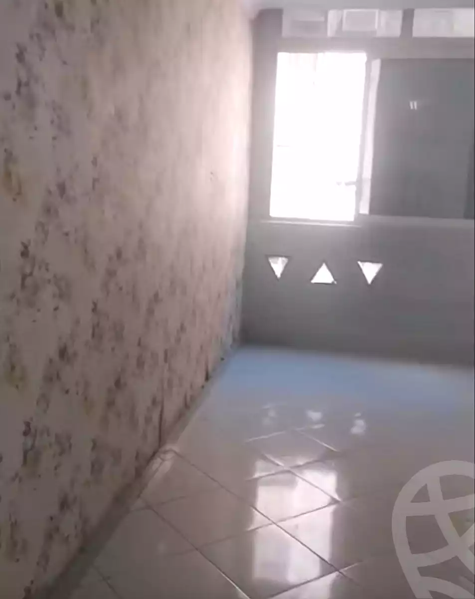 https://aqarmap.com.eg/ar/listing/7049781-for-sale-cairo-ain-shams-shr-hmd-jbr