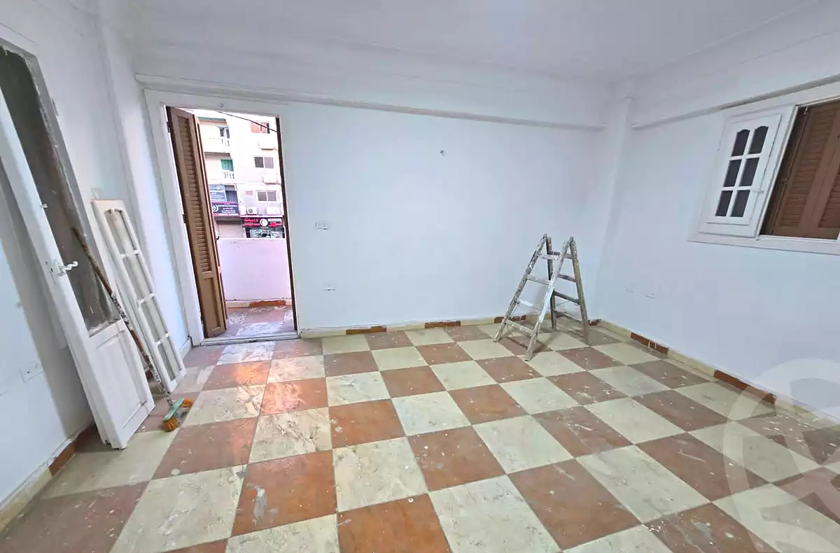 https://aqarmap.com.eg/ar/listing/7049956-for-rent-alexandria-alexandria-marsa-matrouh-rd