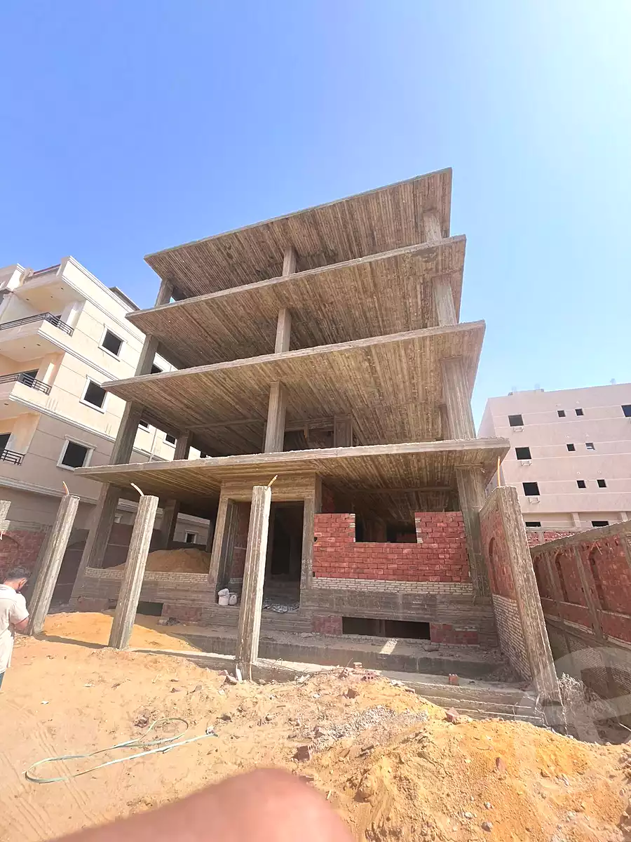 https://aqarmap.com.eg/ar/listing/7050091-for-sale-cairo-new-cairo-bait-el-watan-south-suez-road-el-hay-el-takmely