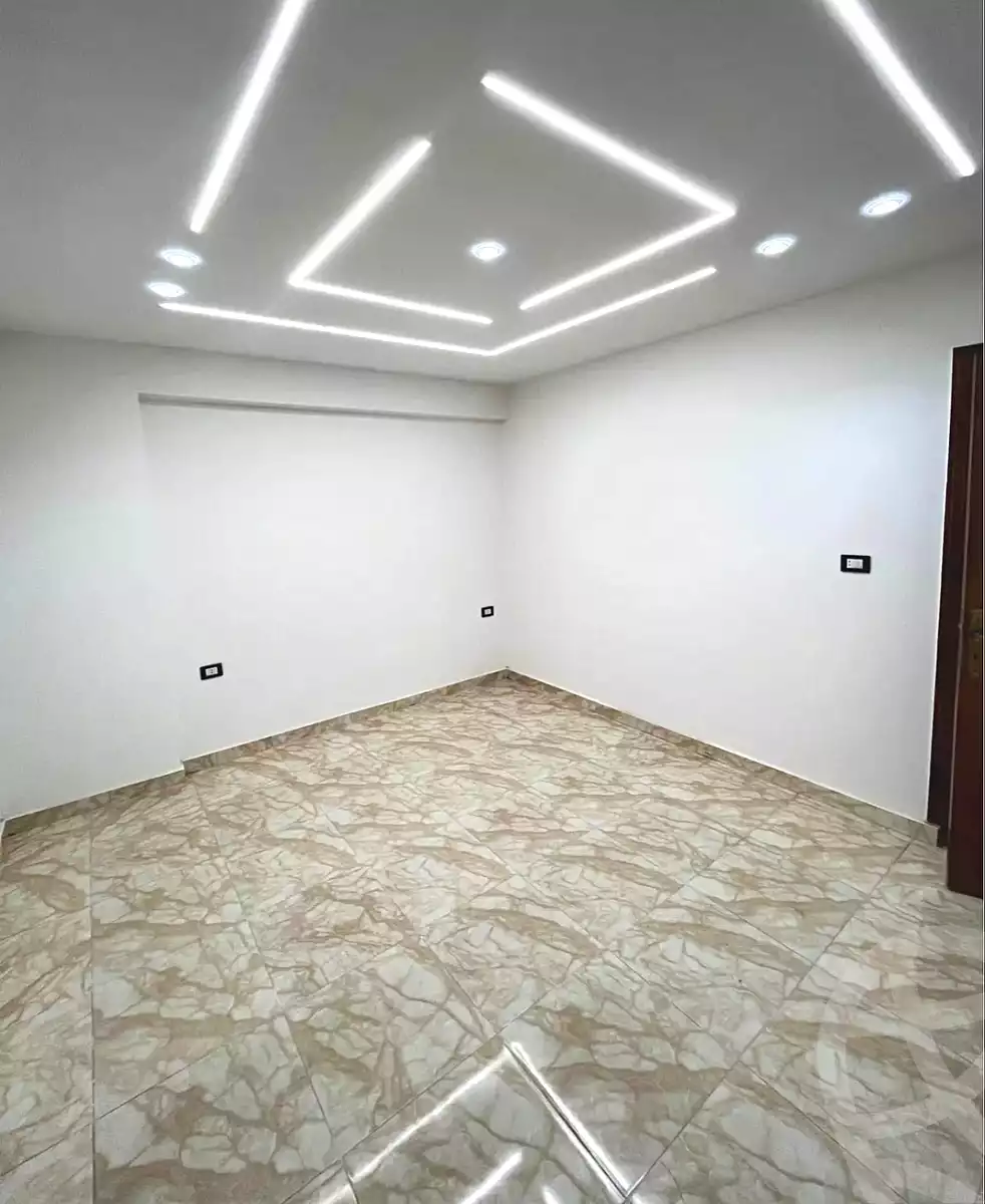 https://aqarmap.com.eg/ar/listing/7050117-for-sale-alexandria-lsywf-el-falki