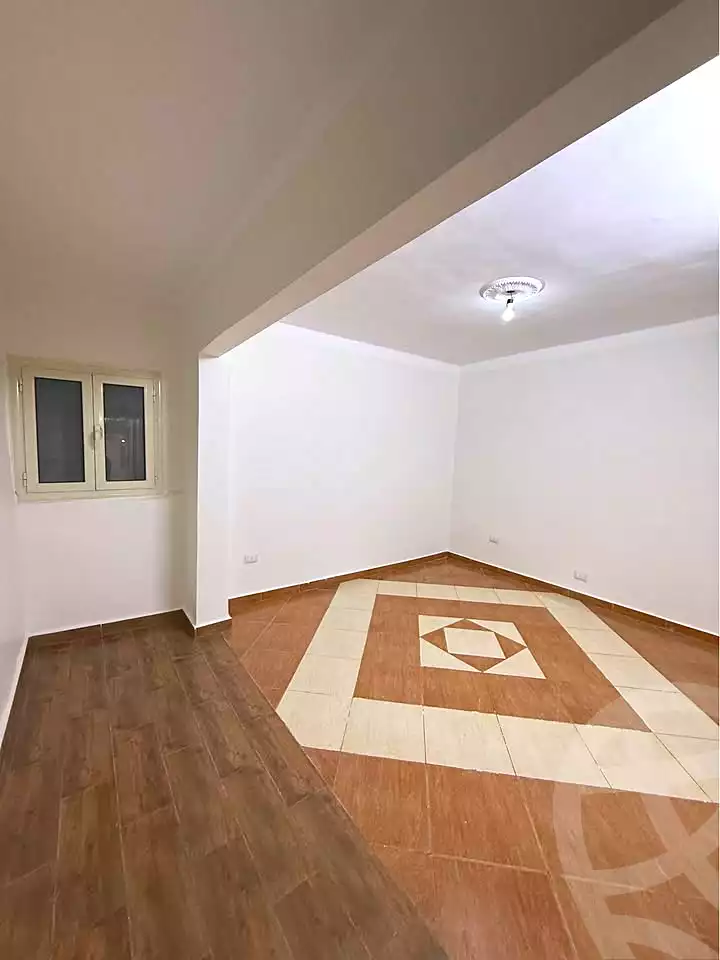 https://aqarmap.com.eg/en/listing/7050356-for-sale-alexandria-el-asafra-l-sfr-bhry