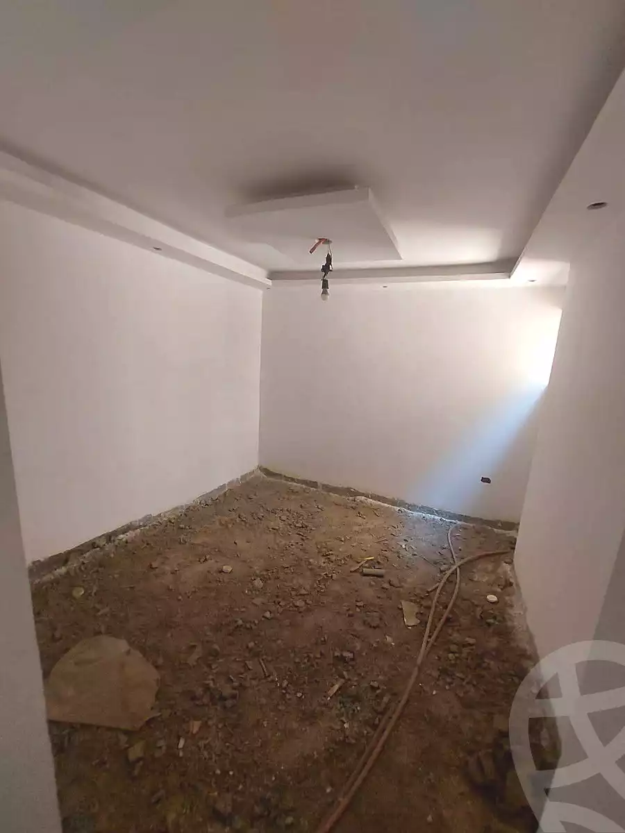 https://aqarmap.com.eg/ar/listing/7050460-for-sale-cairo-helwan-helwan-el-sharkeya-el-maraghi-st