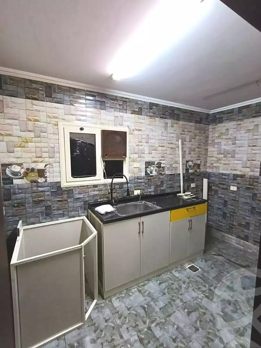 https://aqarmap.com.eg/ar/listing/7050871-for-sale-cairo-helwan-ahmed-enci-st
