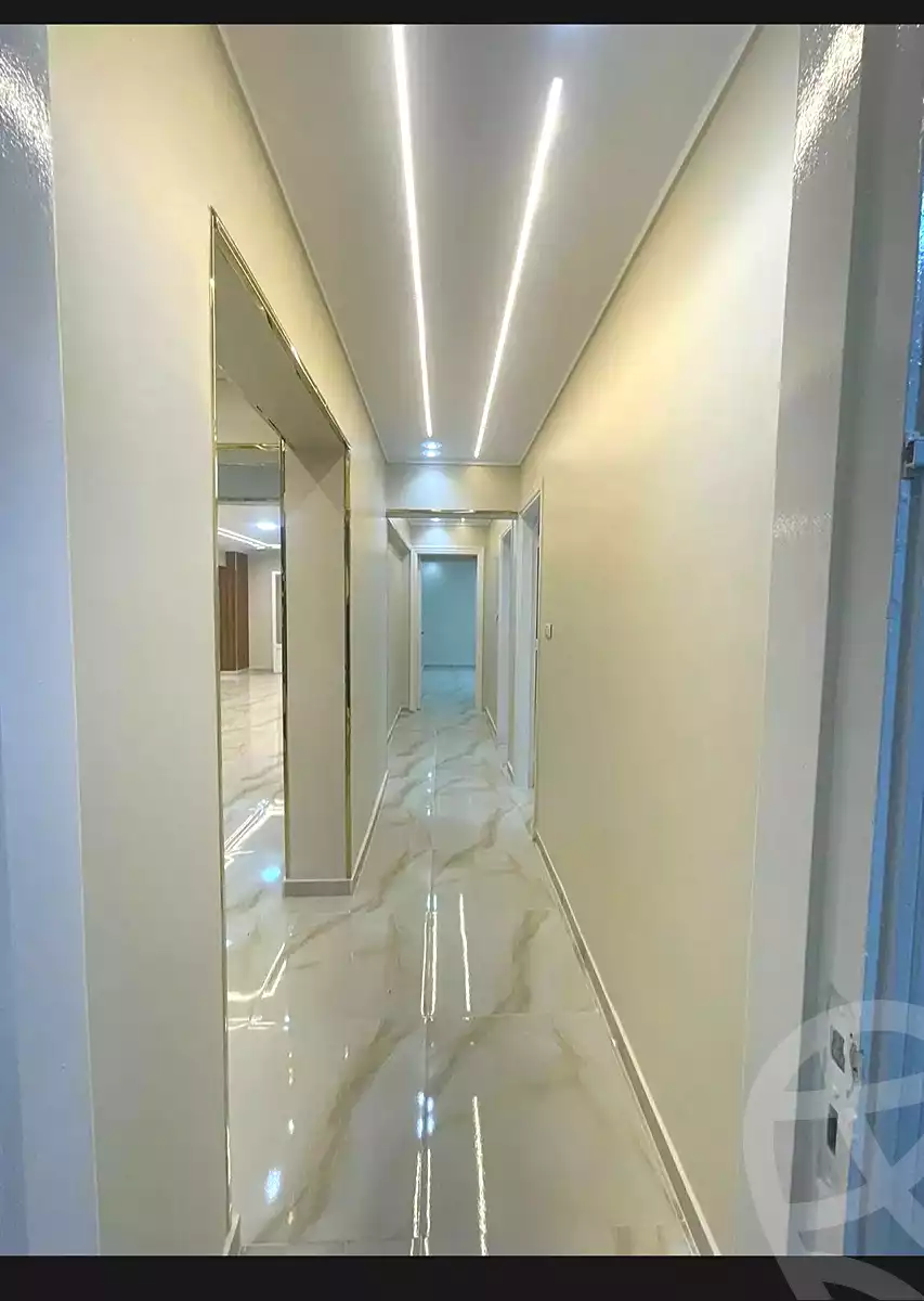 https://aqarmap.com.eg/ar/listing/7051100-for-sale-alexandria-miami-abou-el-arab-st