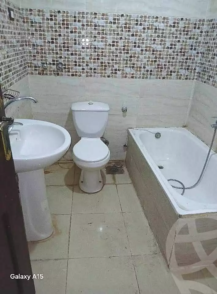 https://aqarmap.com.eg/en/listing/7051211-for-rent-cairo-el-haram-el-matbaa